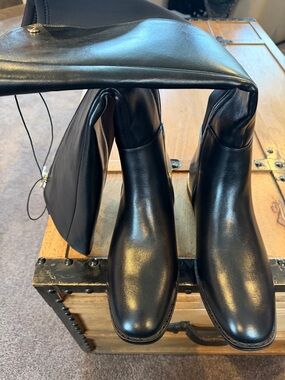 Women’s Black Faux Leather Knee Boots - Classic Sleek Style